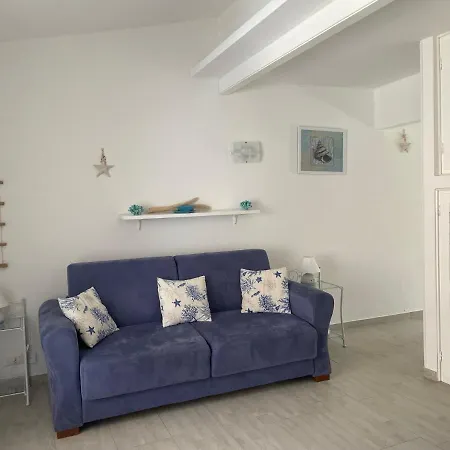 Del Mar Apartment